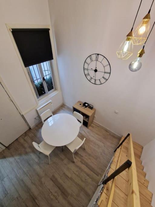 Mediodia Chica Apartamento Tipo Loft En La Latina Apartment Madrid Bagian luar foto